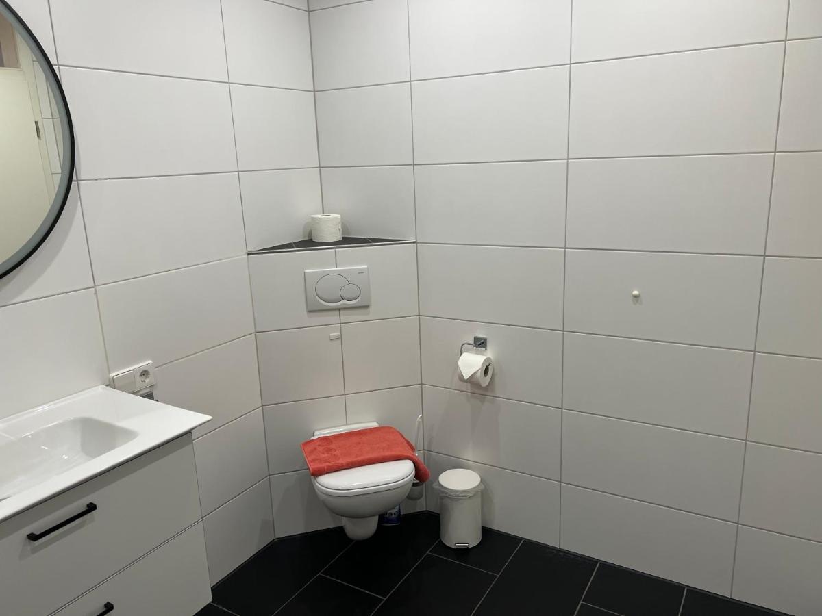 City Home2 Metzingen  Bagian luar foto